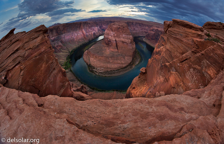 Canon EOS 5D Mark II  --  8 mm  --  8-8mm  