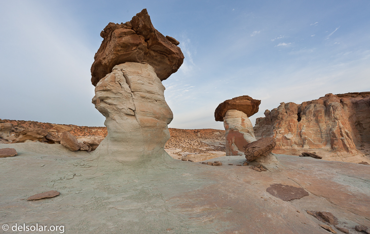 Canon EOS 5D Mark II  --  19 mm  --  12-24mm  