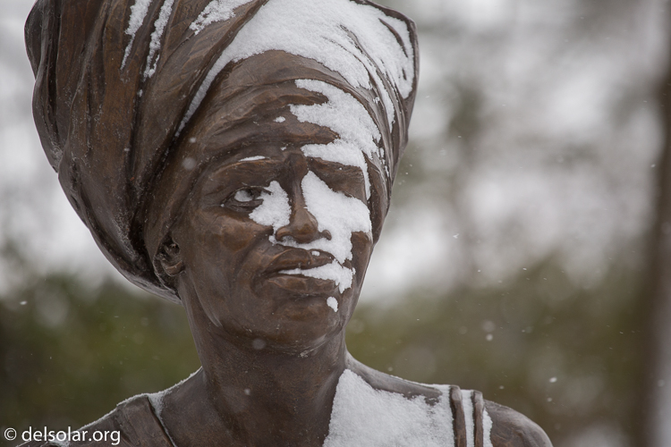 Canon EOS 5D Mark III  --  200 mm  --  EF70-200mm f/4L USM  