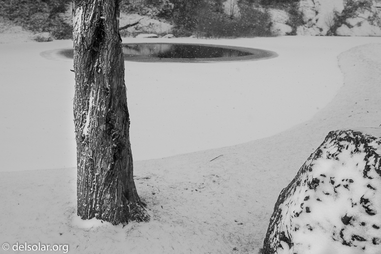 Canon EOS 5D Mark II  --  35 mm  --  35mm  