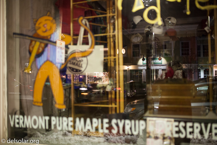 Canon EOS 5D Mark II  --  35 mm  --  35mm  