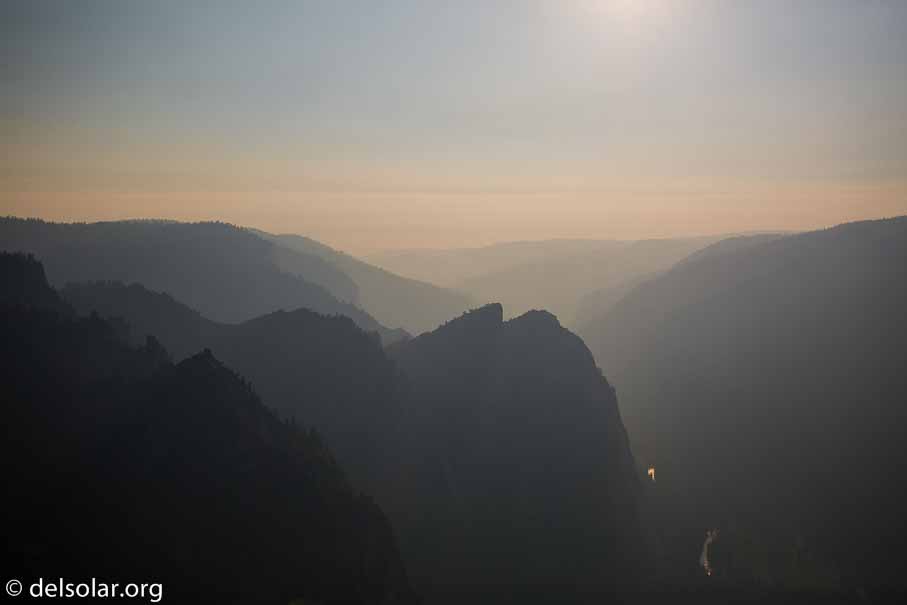 Canon EOS 5D Mark III  --  34 mm  --  EF16-35mm f/4L IS USM  