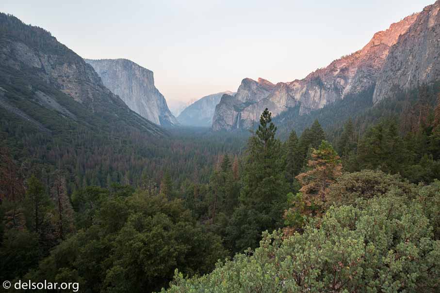 Canon EOS 5D Mark III  --  19 mm  --  EF16-35mm f/4L IS USM  