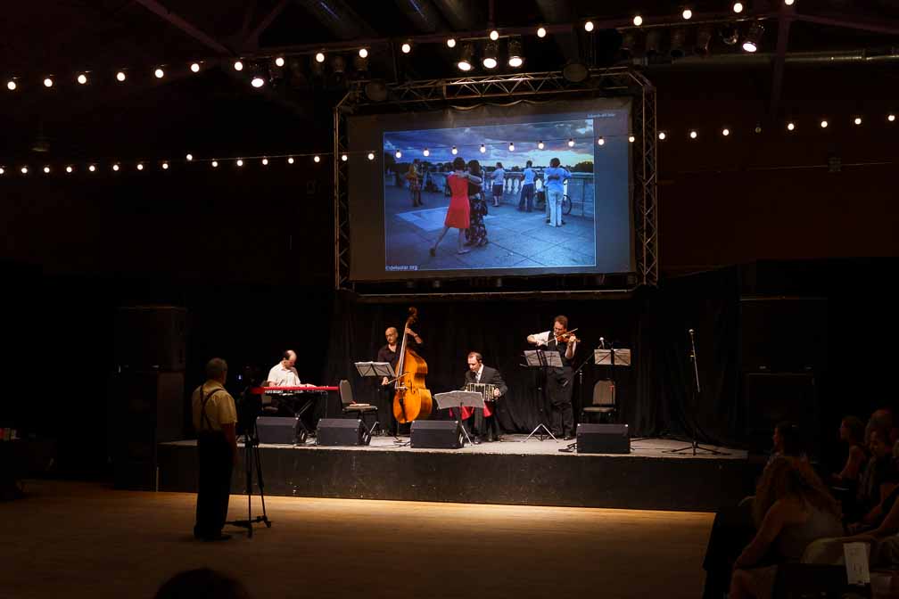 ILCE-7RM4  --  E 24mm F2.8 F051 -- 1/80 sec at f / 4.0 -- ISO 1600 -- 0 EV -- 