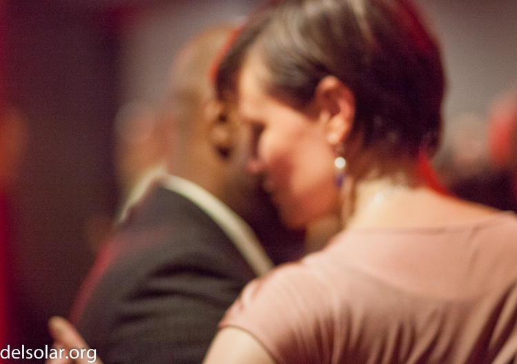 Canon EOS 5D Mark II  --  85 mm  --  EF85mm f/1.8 USM  