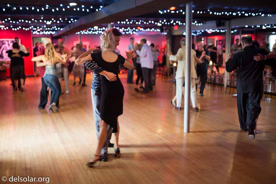 Canon EOS 5D Mark III  --  35 mm  --  35mm  