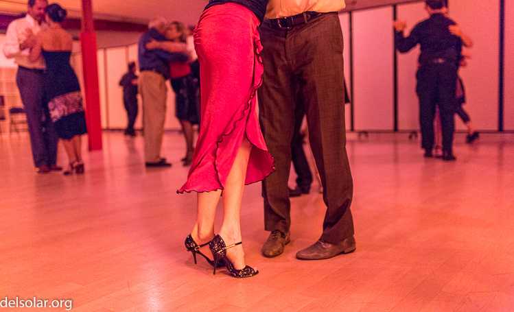 Canon EOS 5D Mark III  --  35 mm  --  35mm  