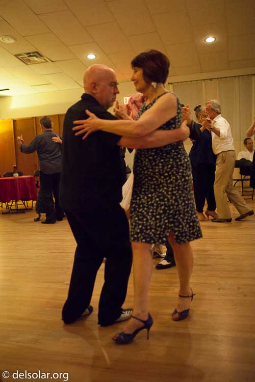 Canon EOS 5D Mark II  --  35 mm  --  35mm  