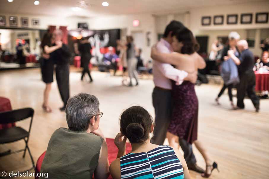 Canon EOS 5D Mark III  --  35 mm  --  35mm  