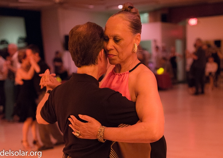 Canon EOS 5D Mark III  --  35 mm  --  35mm  