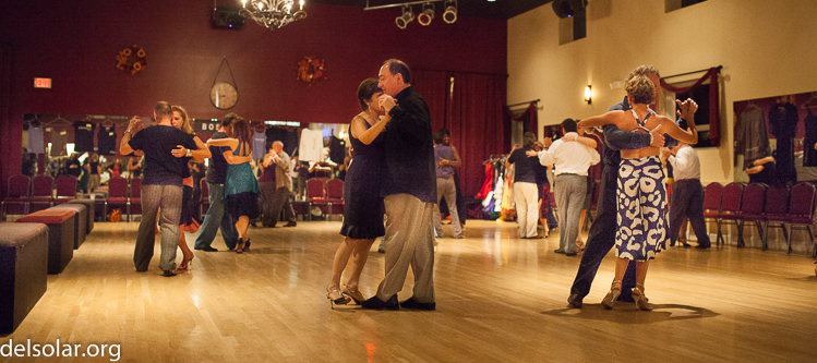 Canon EOS 5D Mark II  --  35 mm  --  35mm  