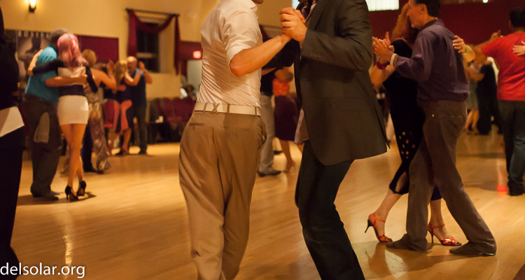 Canon EOS 5D Mark II  --  35 mm  --  35mm  