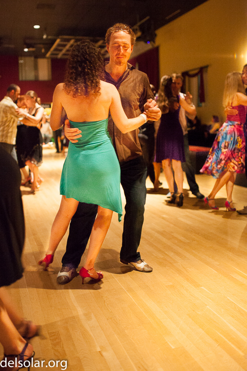 Canon EOS 5D Mark II  --  35 mm  --  35mm  