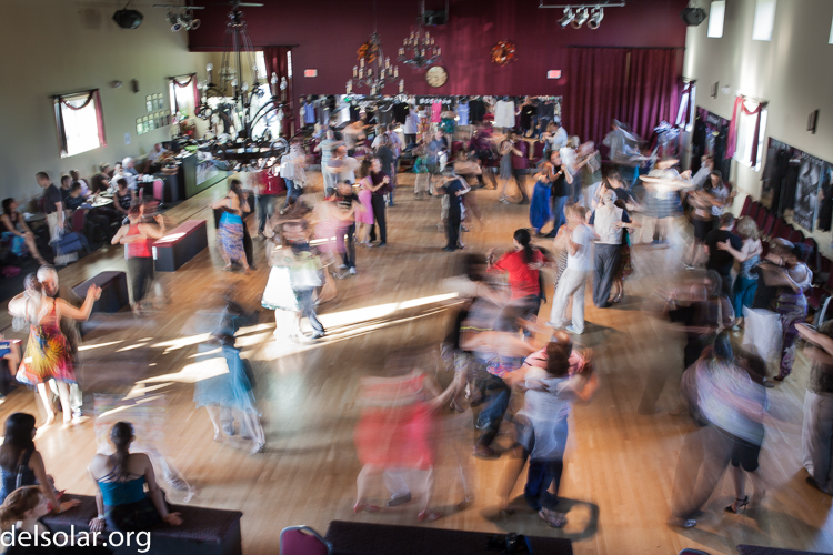 Canon EOS 5D Mark II  --  35 mm  --  35mm  