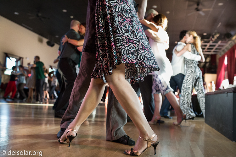 Canon EOS 5D Mark III  --  35 mm  --  35mm  