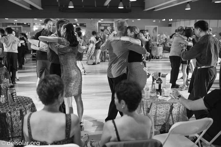 Canon EOS 5D Mark III  --  35 mm  --  35mm  