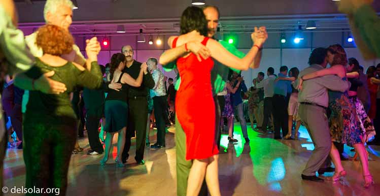 Canon EOS 5D Mark III  --  35 mm  --  35mm  