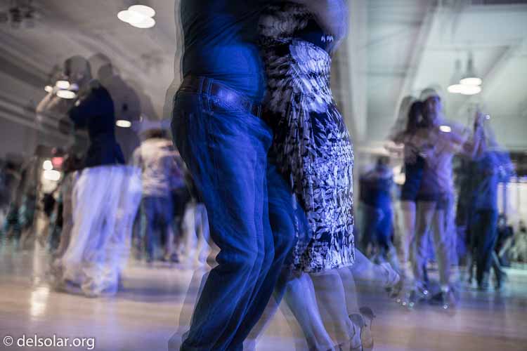 Canon EOS 5D Mark III  --  35 mm  --  35mm  