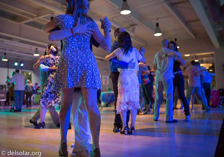 Canon EOS 5D Mark III  --  35 mm  --  35mm  