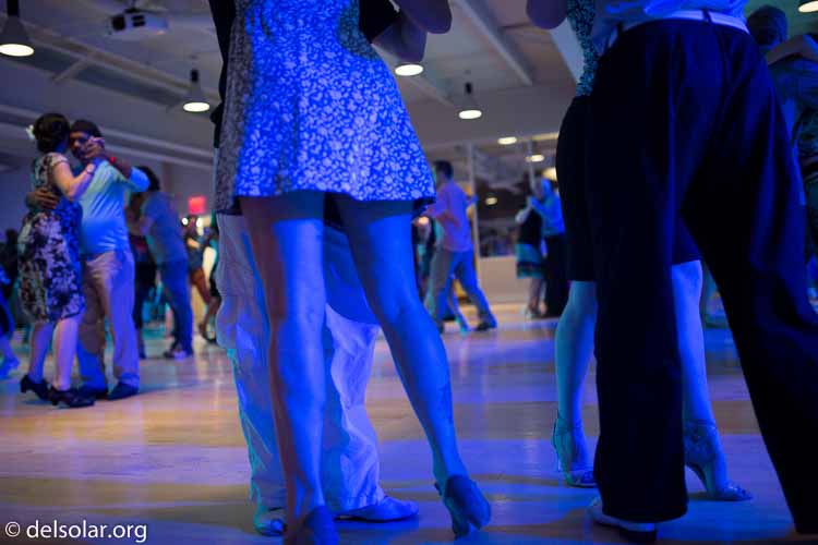 Canon EOS 5D Mark III  --  35 mm  --  35mm  