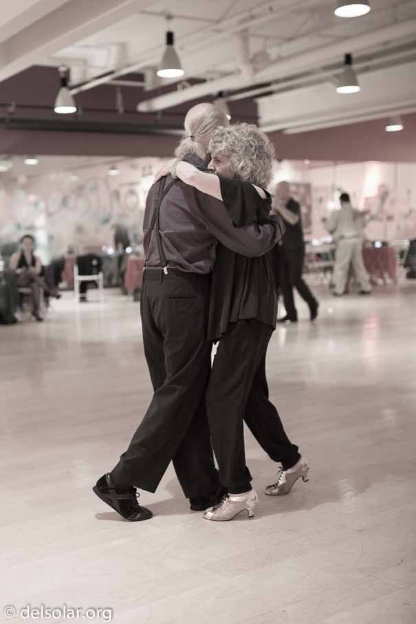 Canon EOS 5D Mark III  --  35 mm  --  35mm  