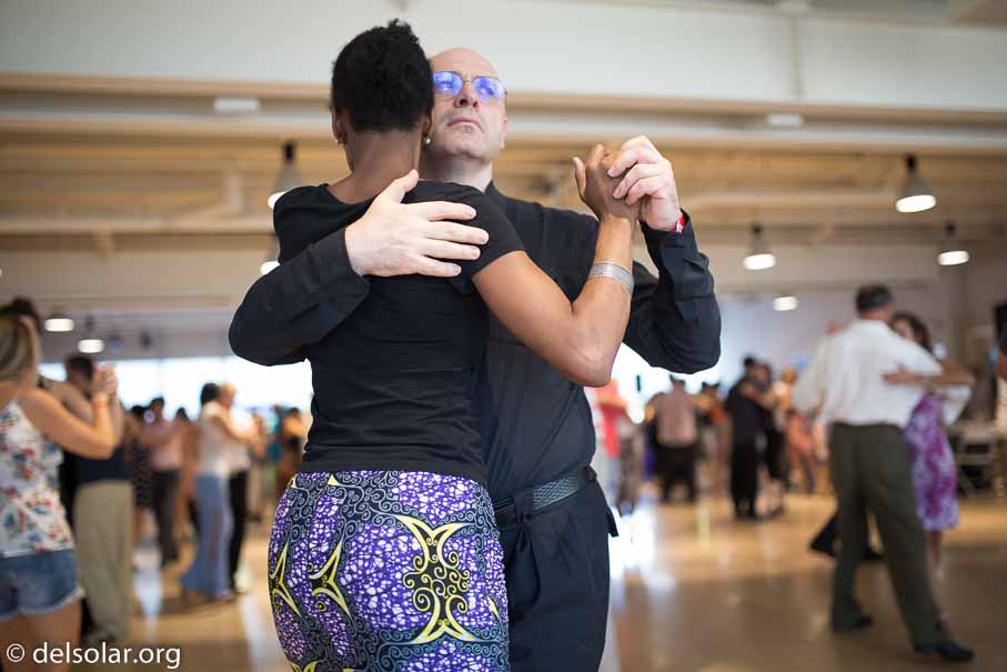 Canon EOS 5D Mark III  --  35 mm  --  35mm  