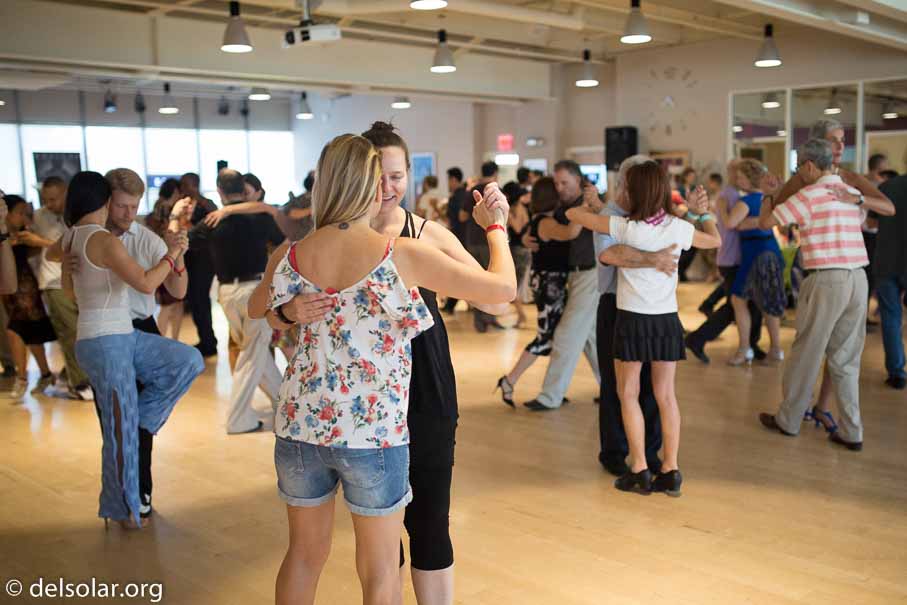 Canon EOS 5D Mark III  --  35 mm  --  35mm  