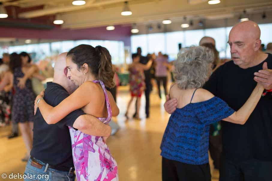 Canon EOS 5D Mark III  --  35 mm  --  35mm  