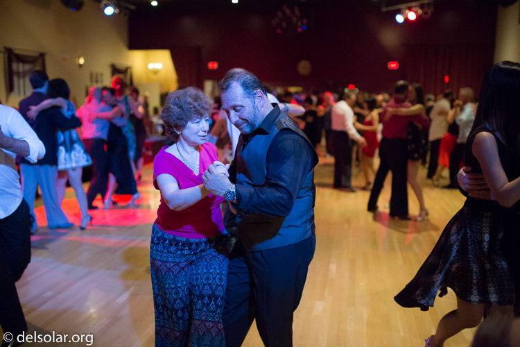 Canon EOS 5D Mark III  --  35 mm  --  35mm  