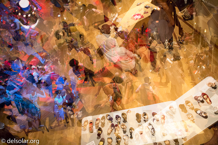 Canon EOS 5D Mark III  --  35 mm  --  35mm  