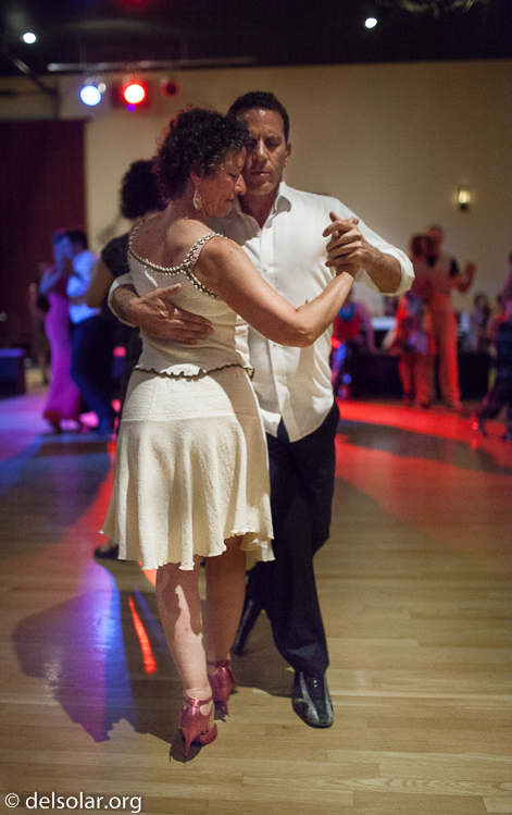 Canon EOS 5D Mark II  --  35 mm  --  35mm  