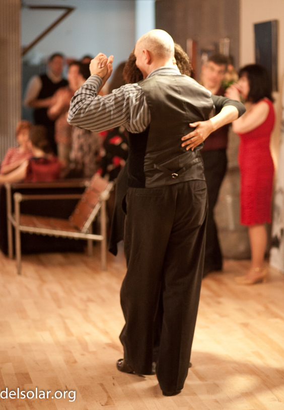 Canon EOS 5D Mark II - EF85mm f/1.8 USM