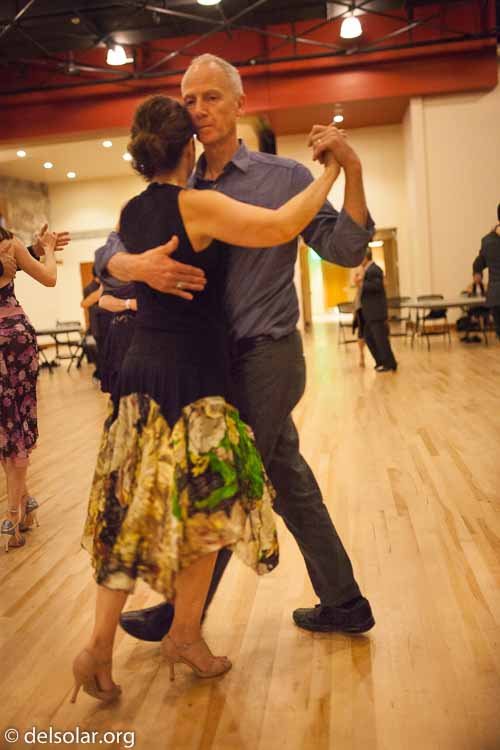 Canon EOS 5D Mark II  --  35 mm  --  35mm  