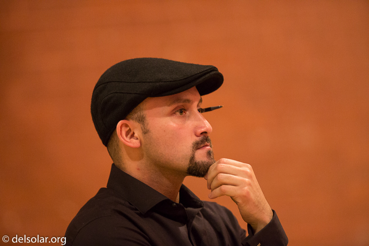 Canon EOS 5D Mark III  --  300 mm  --  EF300mm f/2.8L IS USM  