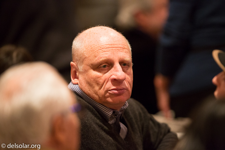 Canon EOS 5D Mark III  --  300 mm  --  EF300mm f/2.8L IS USM  