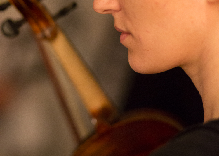 Canon EOS 5D Mark III  --  85 mm  --  EF85mm f/1.8 USM  