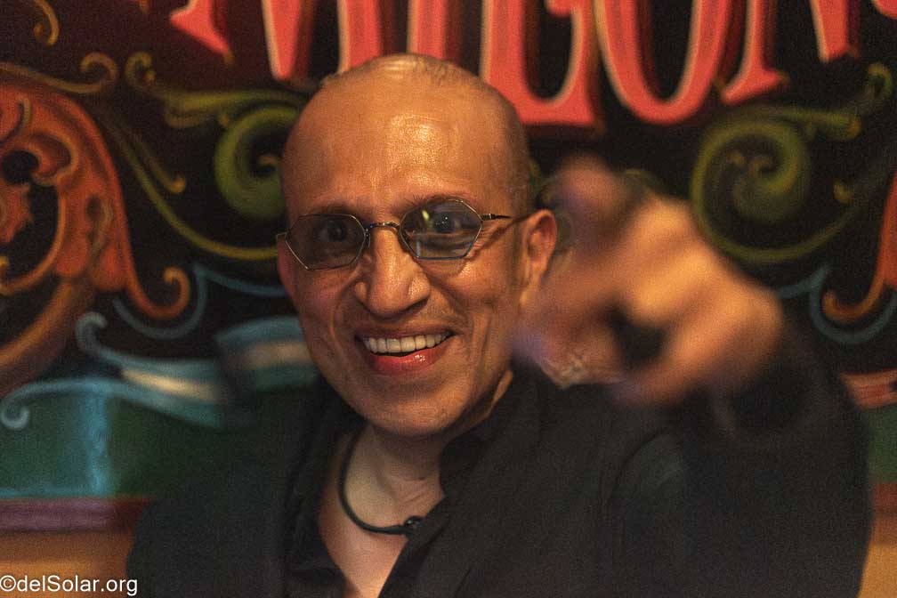 ILCE-1  --  56mm F1.4 DC DN | Contemporary 018 -- 1/320 sec at f / 1.6 -- ISO 12800 -- 0 EV -- 