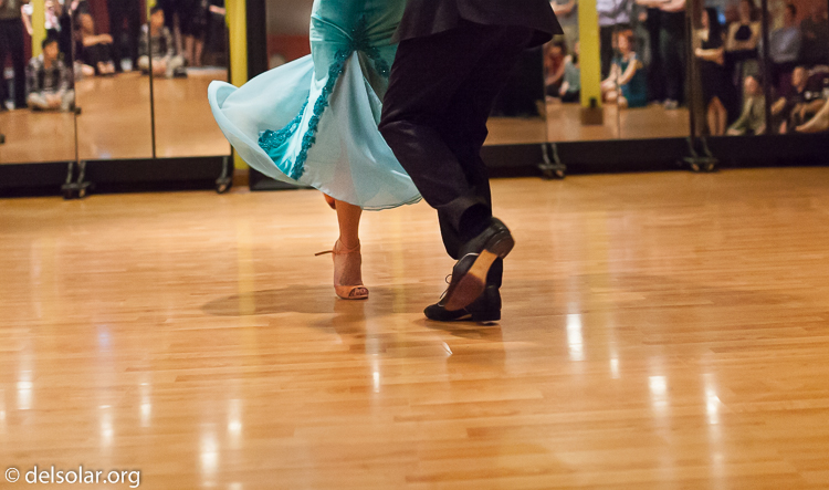 Canon EOS 5D Mark II  --  35 mm  --  35mm  