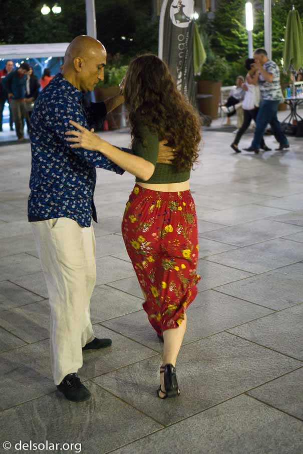 ILCE-6000  --  E 35mm F1.8 OSS -- 1/60 sec at f / 1.8 -- ISO 2500 -- 0 EV -- 