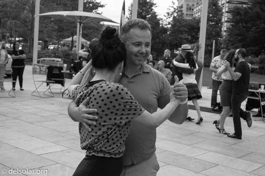 ILCE-6000  --  E 35mm F1.8 OSS -- 1/200 sec at f / 5.0 -- ISO 500 -- 0 EV -- 