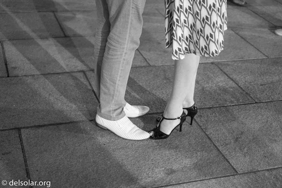 ILCE-6000  --  E 35mm F1.8 OSS -- 1/80 sec at f / 1.8 -- ISO 3200 -- 0 EV -- 