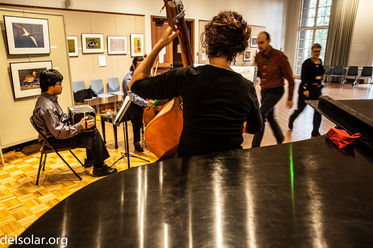 Canon EOS 5D Mark II  --  24 mm  --  EF24mm f/2.8  