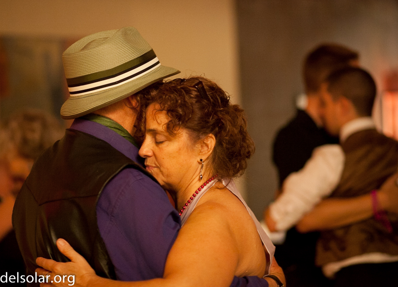 Canon EOS 5D Mark II - EF85mm f/1.8 USM