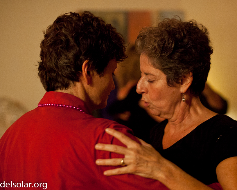 Canon EOS 5D Mark II - EF50mm f/1.4 USM