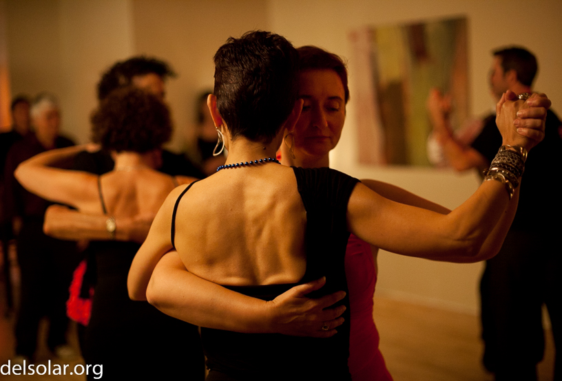 Canon EOS 5D Mark II - EF50mm f/1.4 USM