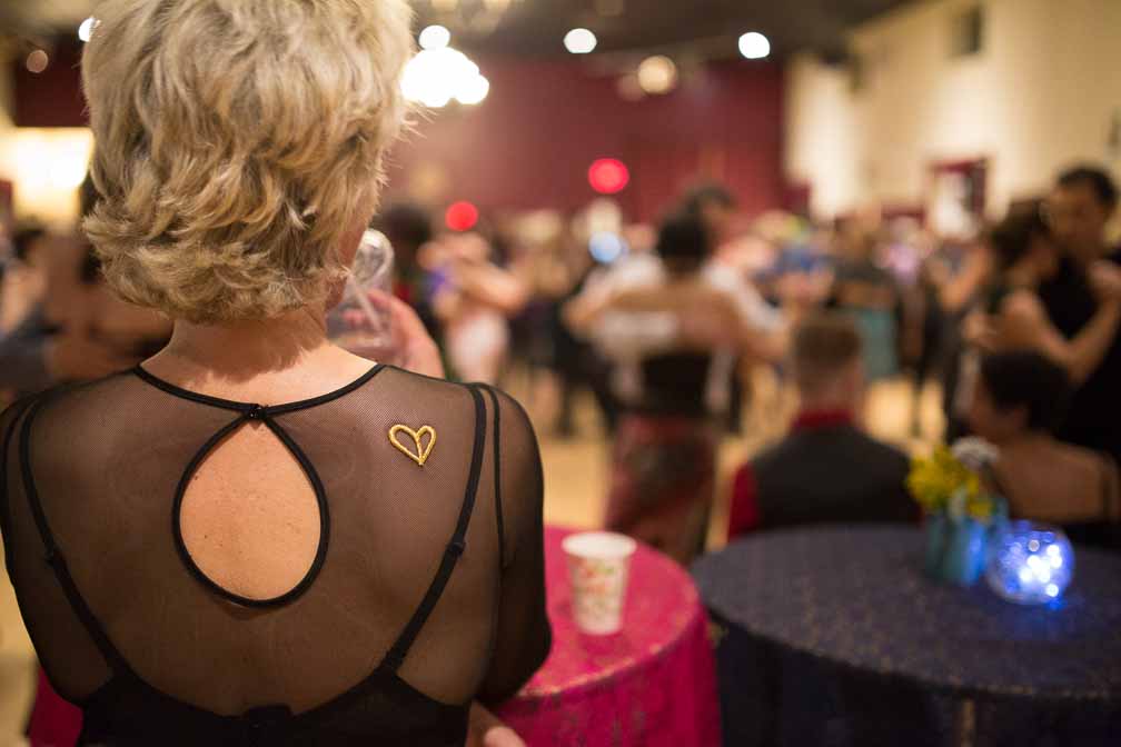 Canon EOS 5D Mark III  --  35mm -- 1/60 sec at f / 1.4 -- ISO 5000 -- 0 EV -- 