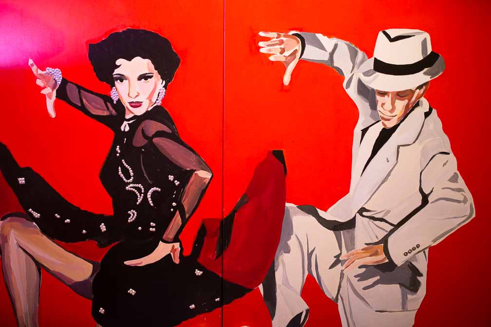 Canon EOS 5D Mark III  --  35mm -- 1/80 sec at f / 1.6 -- ISO 3200 -- 0 EV -- 