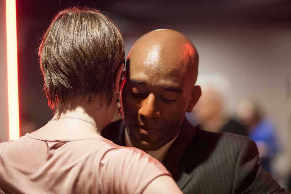 Canon EOS 5D Mark II  --  EF85mm f/1.8 USM -- 1/80 sec at f / 1.8 -- ISO 6400 -- 0 EV -- 