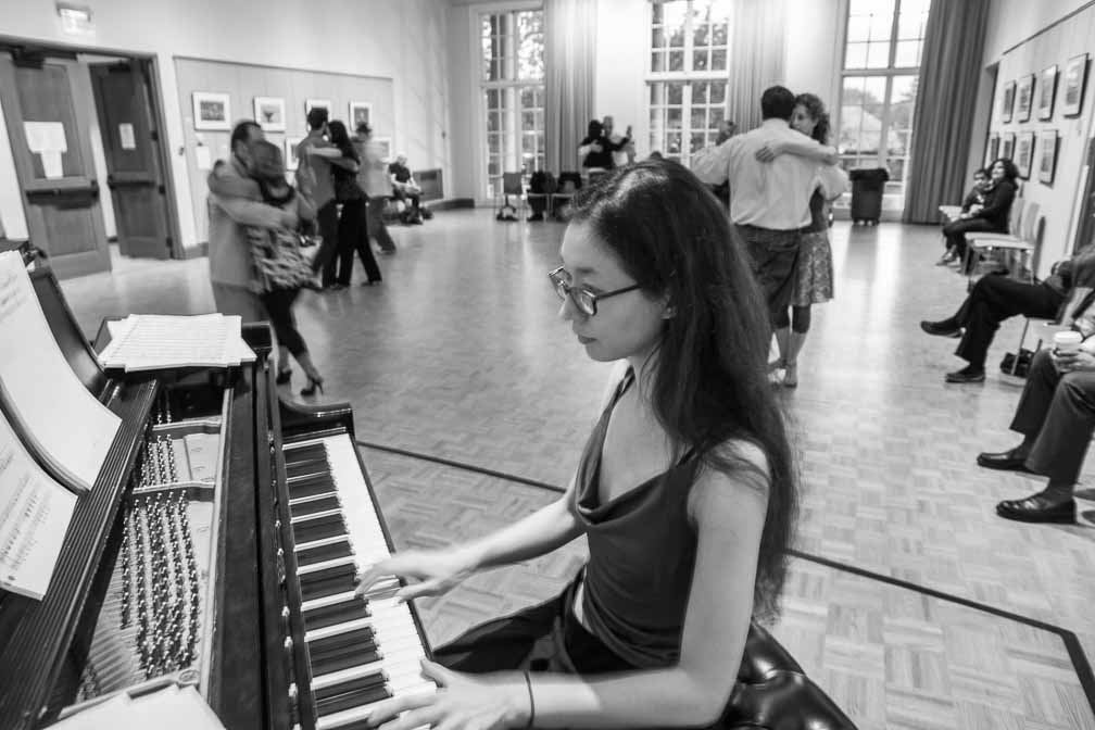 Canon EOS 5D Mark II  --  EF24mm f/2.8 -- 1/6 sec at f / 6.3 -- ISO 800 -- 1/3 EV -- 