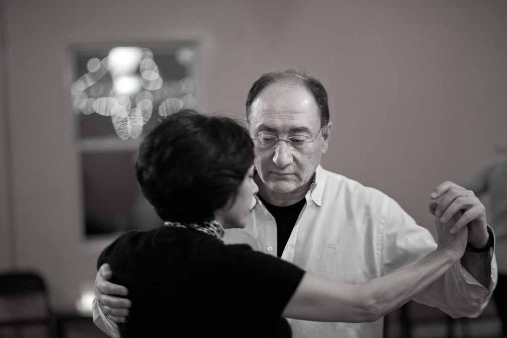 Canon EOS 5D Mark II  --  EF85mm f/1.8 USM -- 1/60 sec at f / 1.8 -- ISO 3200 -- 0 EV -- 